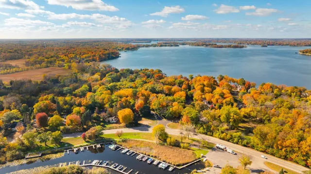 $280,000 | 5000 Manitou Road, Tonka Bay, MN 55331