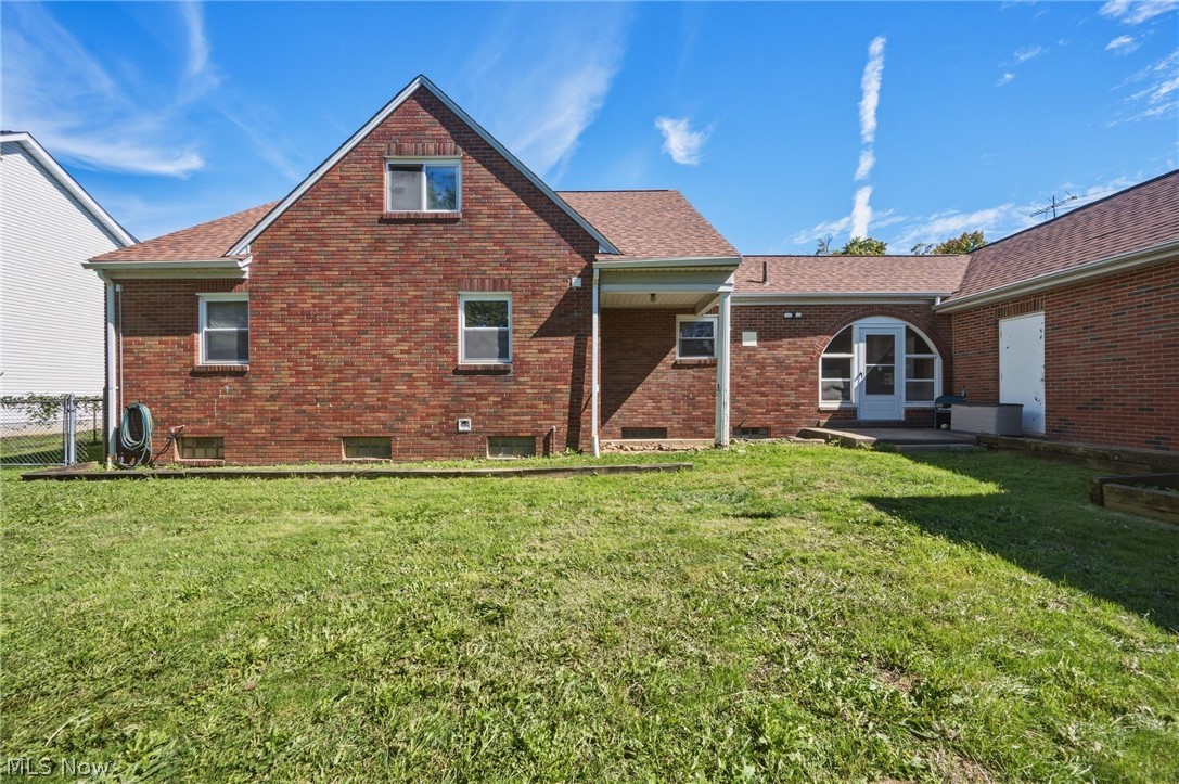 860 Meridian Street Akron, OH 44310 - Photo 23 of 28 Gallery Image 23