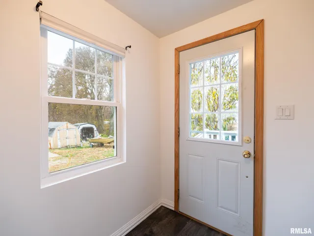 $145,000 | 100 South Sanderson Avenue, Bartonville, IL 61607