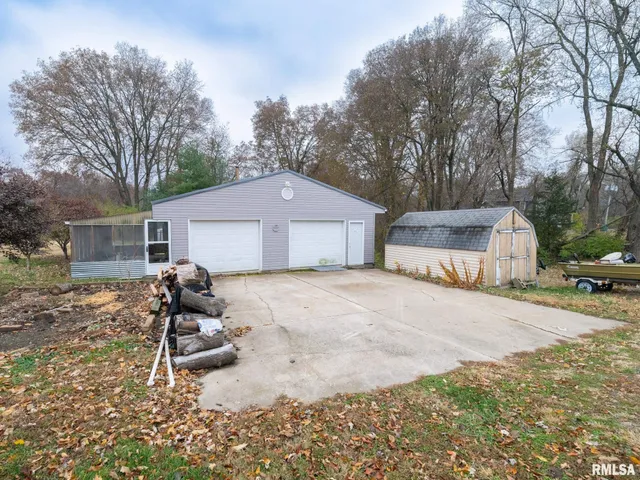 $145,000 | 100 South Sanderson Avenue, Bartonville, IL 61607