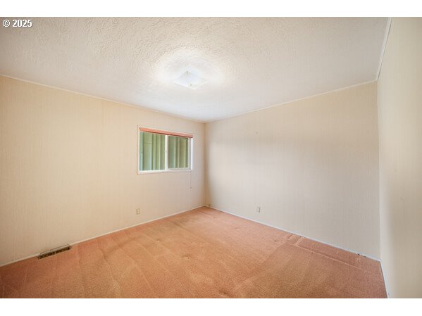 241 North 21st Street Reedsport, OR 97467 - Photo 8 of 44 Bedroom