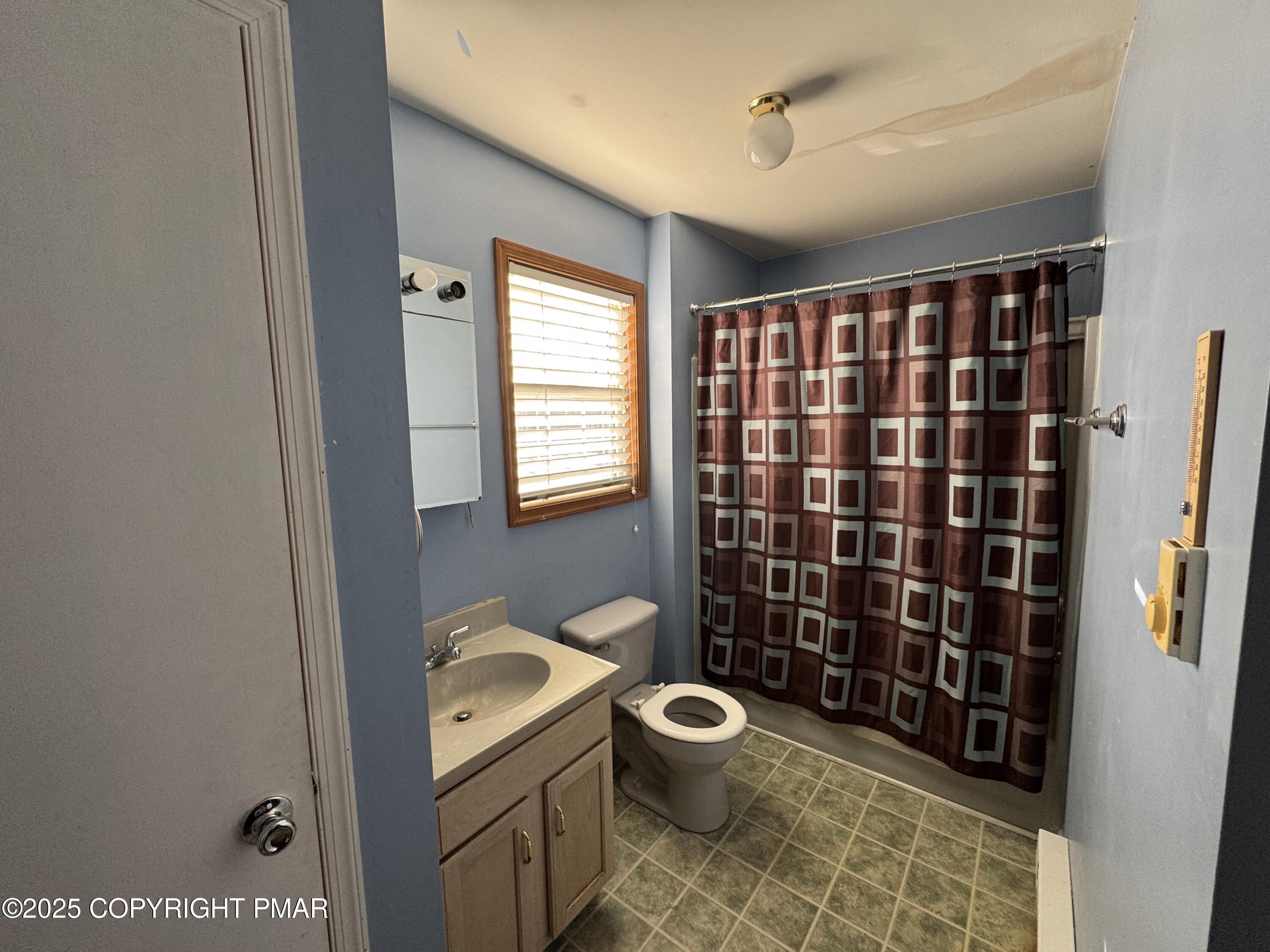 152 Bull Run Long Pond, PA 18334 - Photo 25 of 58 a bathroom with a toilet a sink and shower