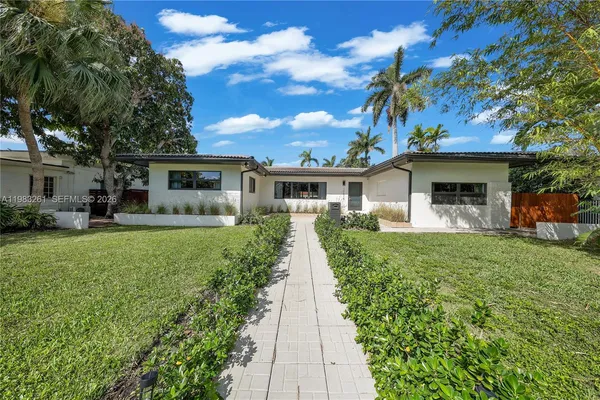 $1,520,000 | 10610 Northeast 11th Avenue, Miami Shores, FL 33138