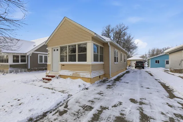 $169,900 | 741 31st Avenue North, St. Cloud, MN 56303