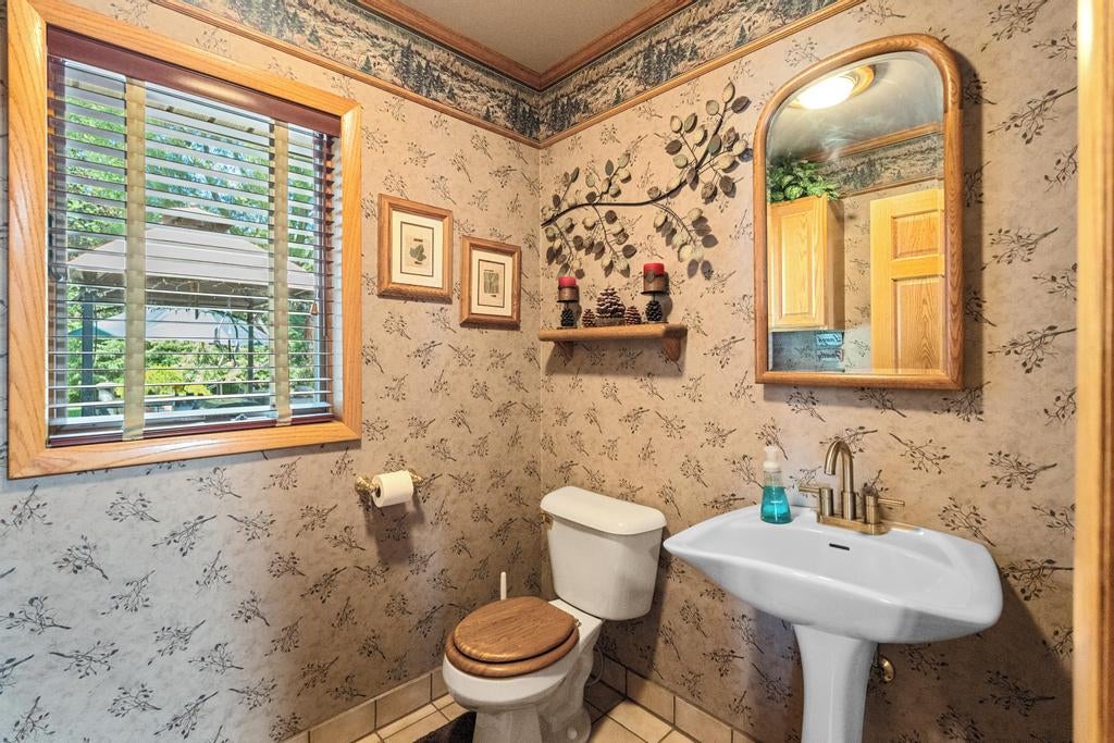 2919 Cedar Beach Lane Cheboygan, MI 49721 - Photo 31 of 53 Gallery Image 31
