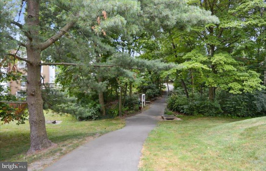 2131 Whisper Way Reston, VA 20191 - Photo 24 of 28