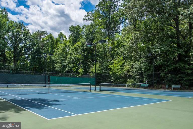 2131 Whisper Way Reston, VA 20191 - Photo 25 of 28