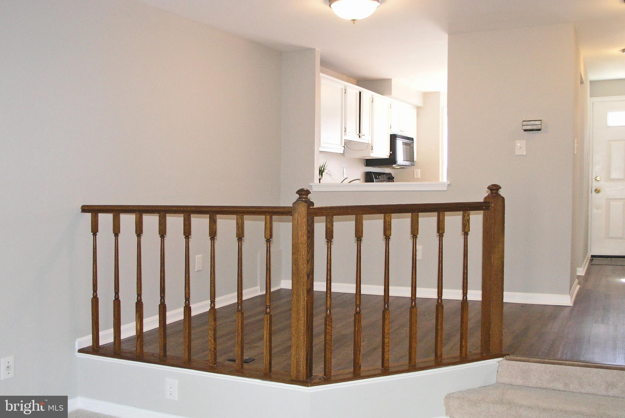 2131 Whisper Way Reston, VA 20191 - Photo 4 of 28