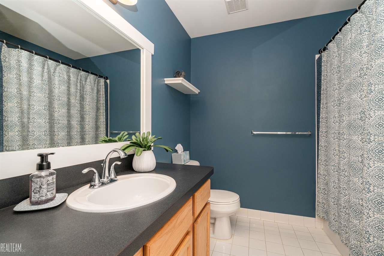 1716 Deepwood Circle, Unit 43 Rochester, MI 48307 - Photo 15 of 18