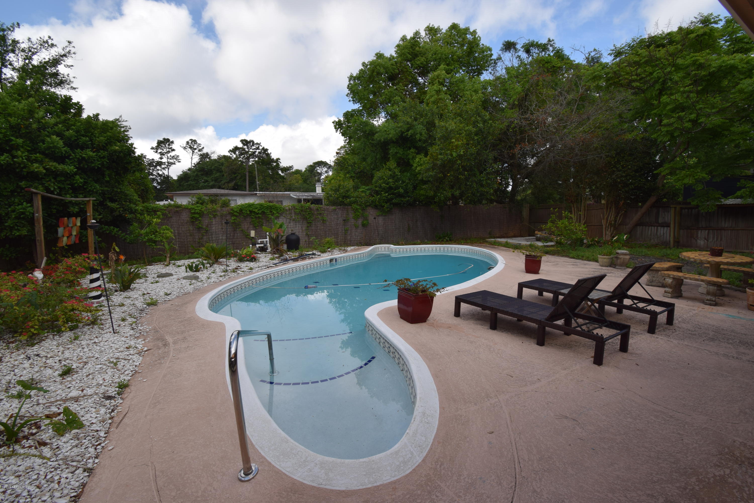 7038 Diamond Head Road Jacksonville, FL 32216 - Photo 2 of 25 DSC_0987