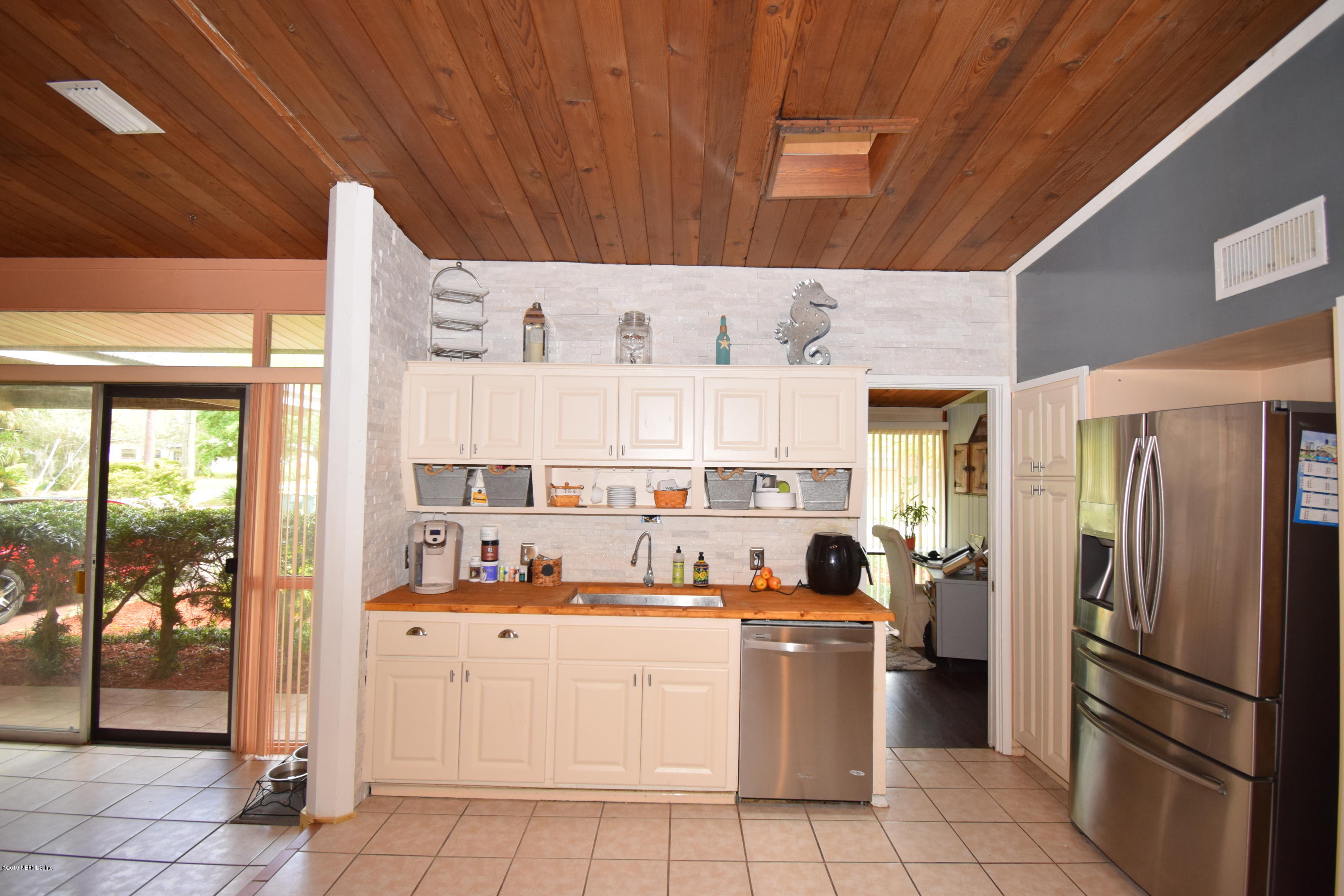 7038 Diamond Head Road Jacksonville, FL 32216 - Photo 6 of 25 DSC_1008