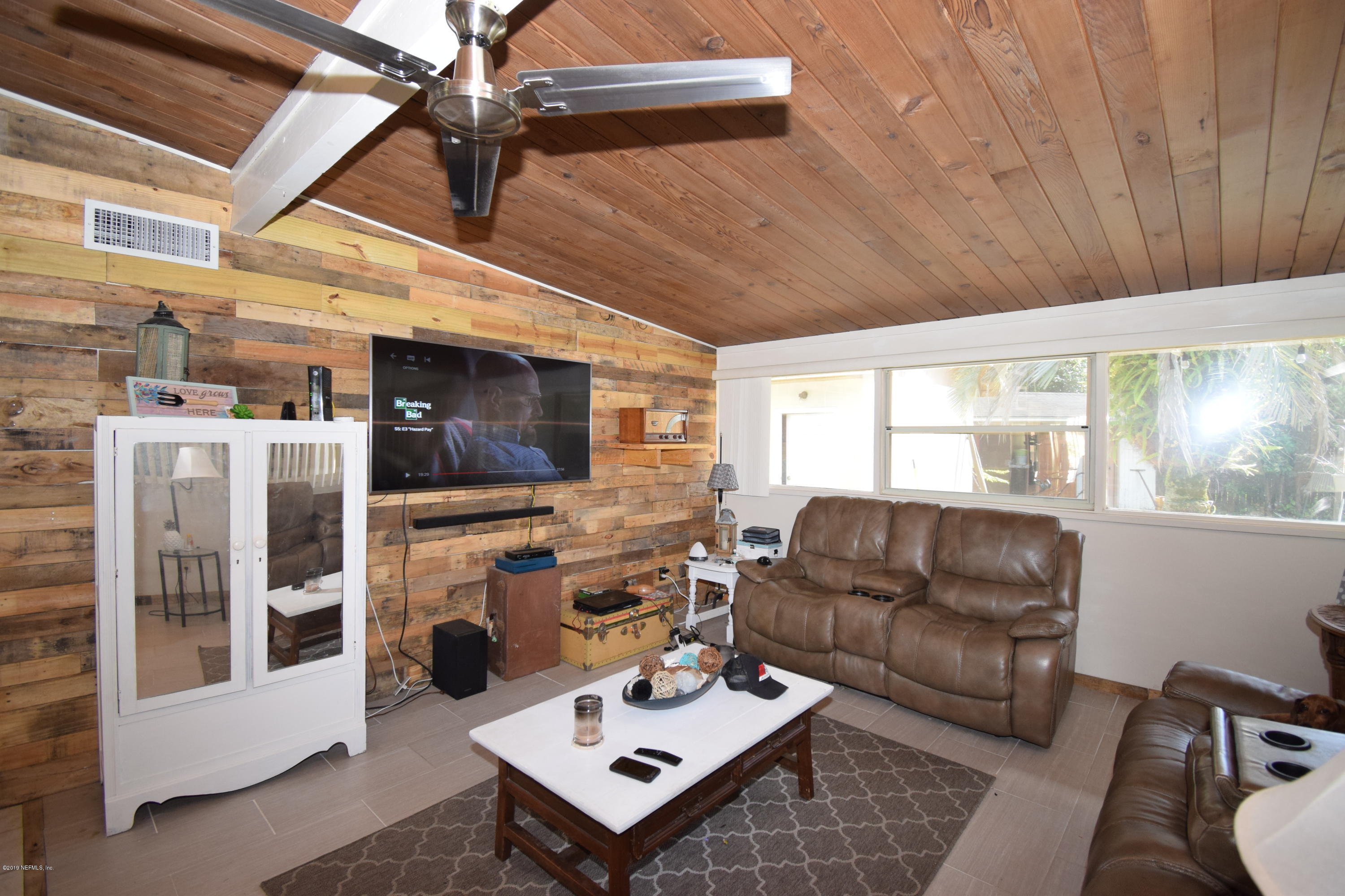 7038 Diamond Head Road Jacksonville, FL 32216 - Photo 7 of 25 DSC_0922