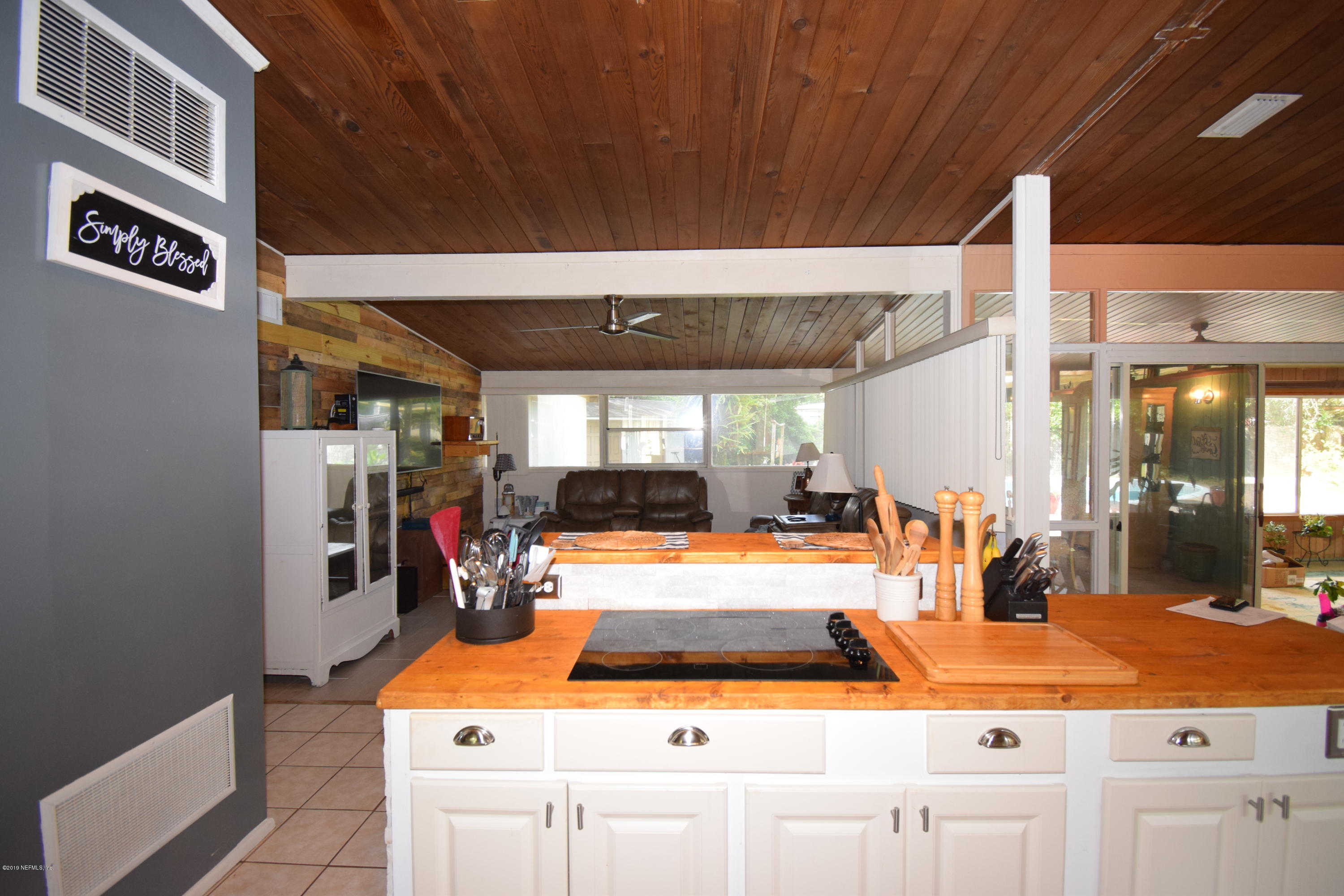 7038 Diamond Head Road Jacksonville, FL 32216 - Photo 9 of 25 DSC_1005