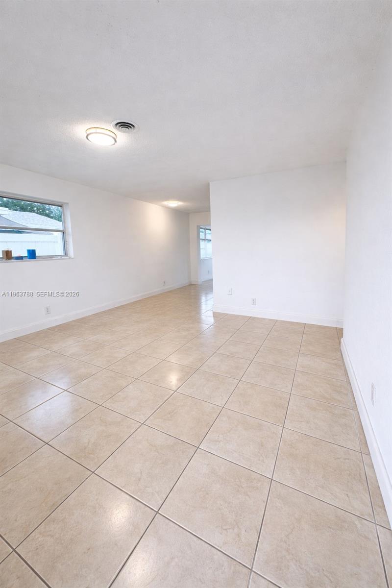 5404 Northwest 26th Road Tamarac, FL 33309 - Photo 9 of 11