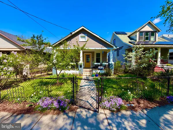 $3,500 | 4020 Grant Street Northeast, Washington, DC 20019