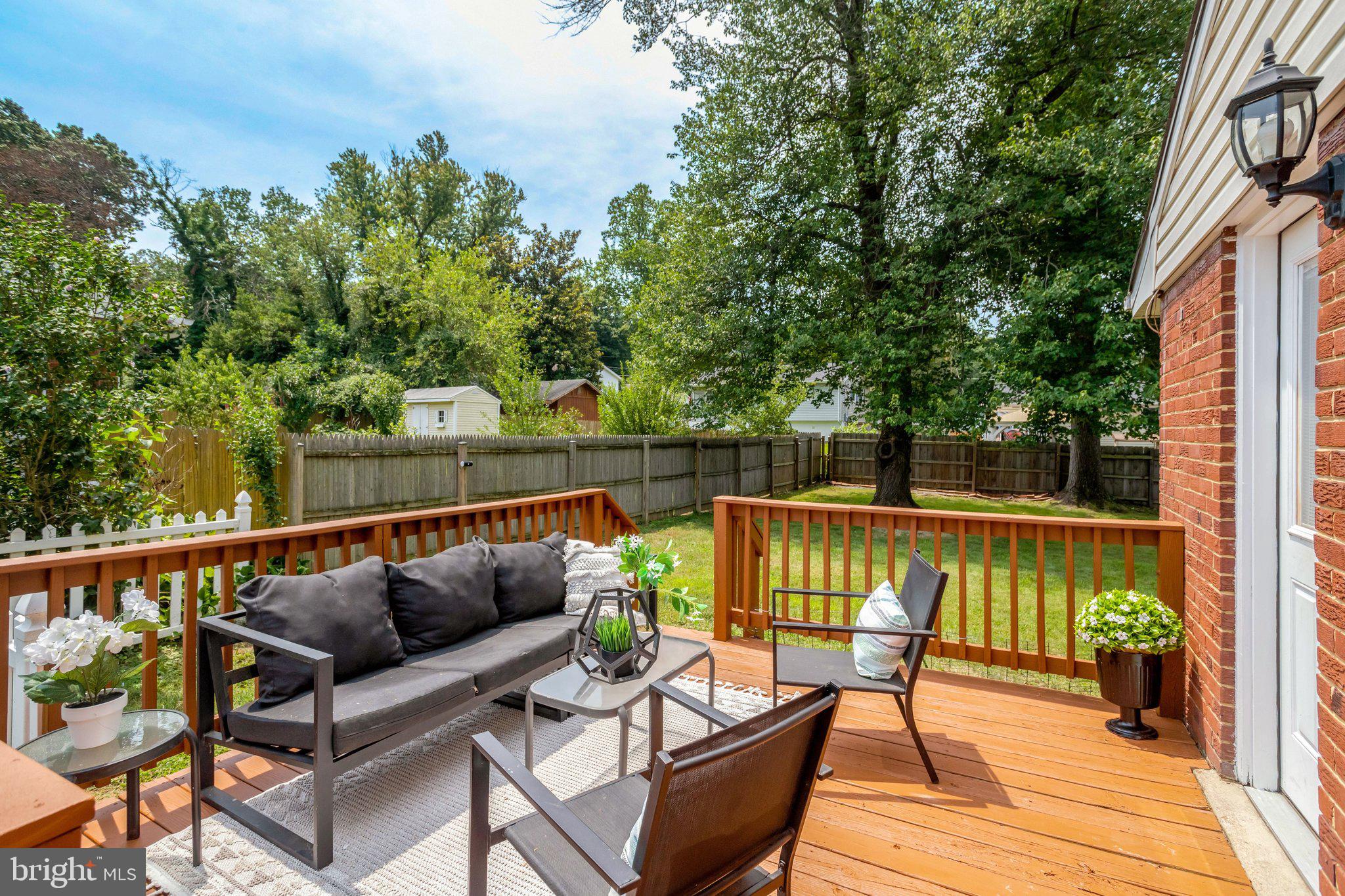 8824 Jandell Road Lorton, VA 22079 - Photo 38 of 46 Deck