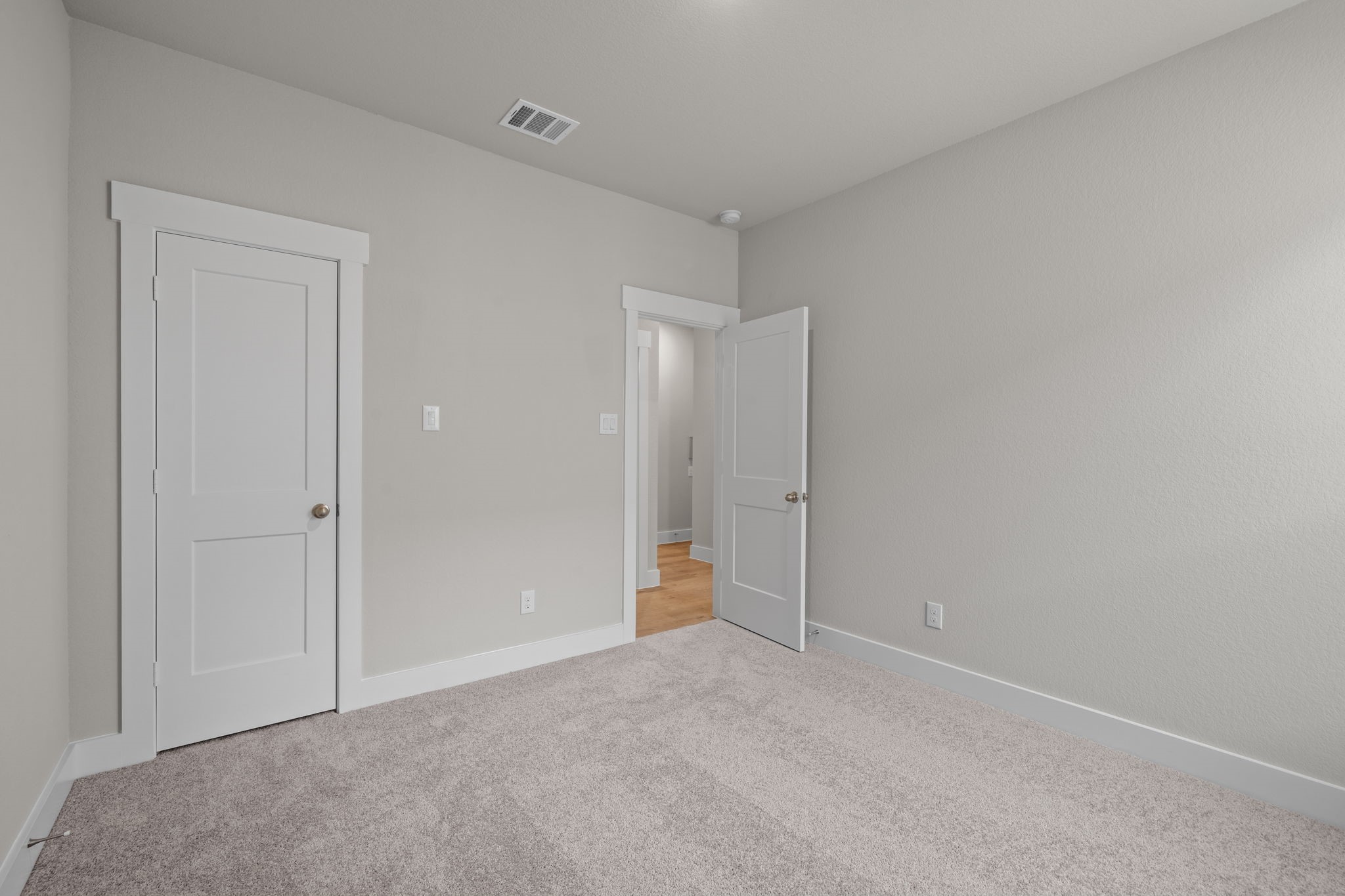 325 Gambels Quail Road Hempstead, TX 77445 - Photo 12 of 21 a view of an empty room