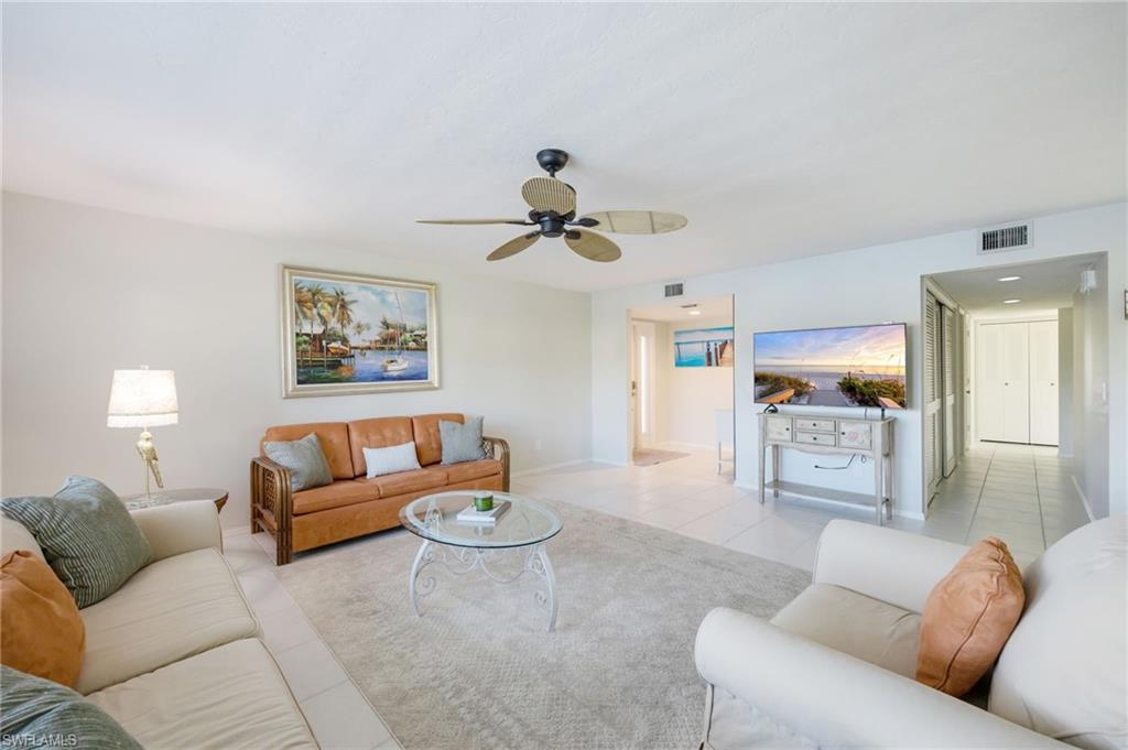 64 Georgetown Boulevard, Unit 64 Naples, FL 34112 - Photo 9 of 26 Gallery Image 9
