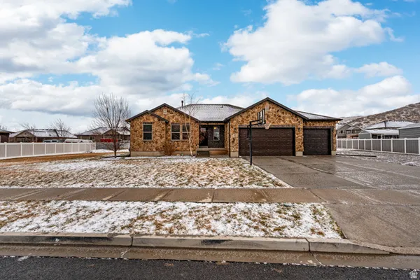 $599,900 | 981 South Red Barn Drive, Santaquin, UT 84655