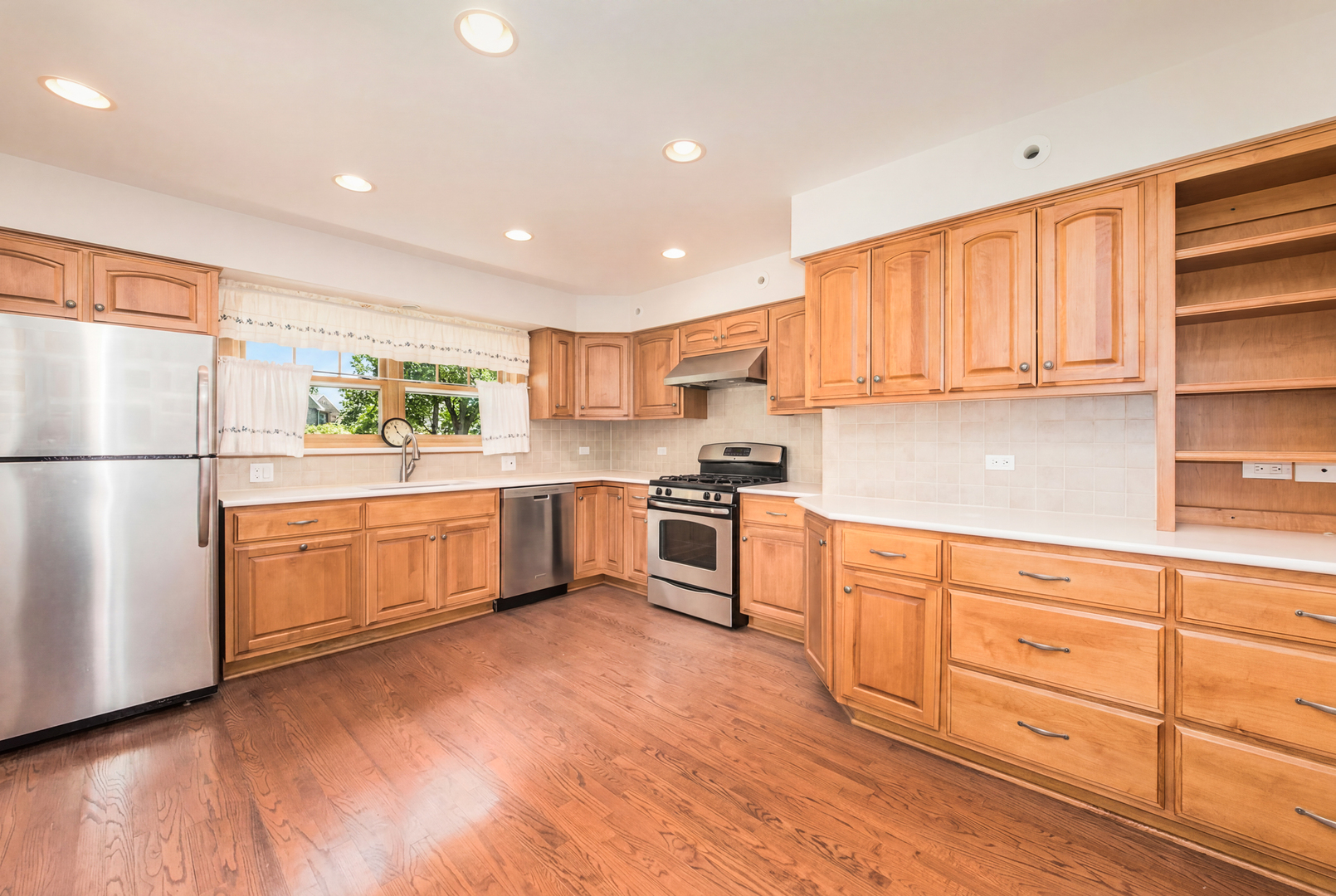 200 Cherry Street Park Ridge, IL 60068 - Photo 9 of 26