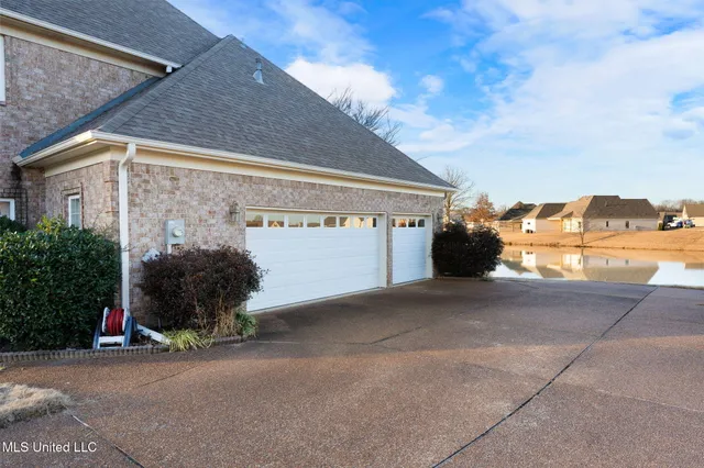 $408,000 | 1606 Montys Circle North, Southaven, MS 38672