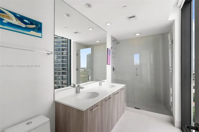 $599,000 | 501 Northeast 31st Street, Unit 910, Miami, FL 33137