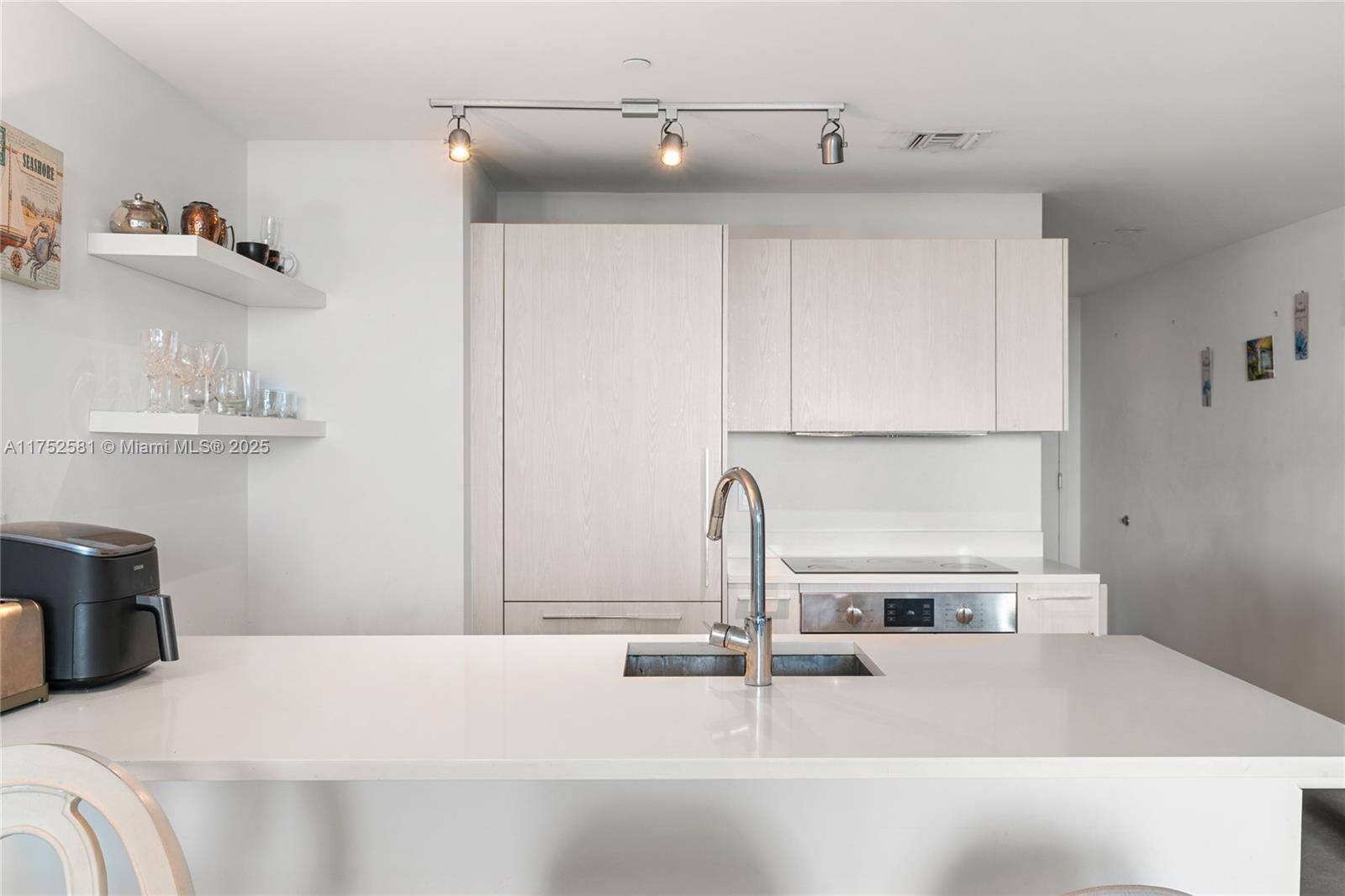 501 Northeast 31st Street, Unit 910 Miami, FL 33137 - Photo 73 of 84