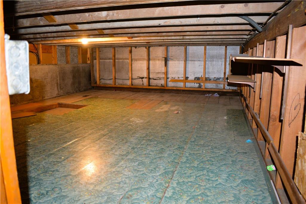 371 Main Street Leechburg, PA 15656 - Photo 9 of 24 a view of a indoor basketball court