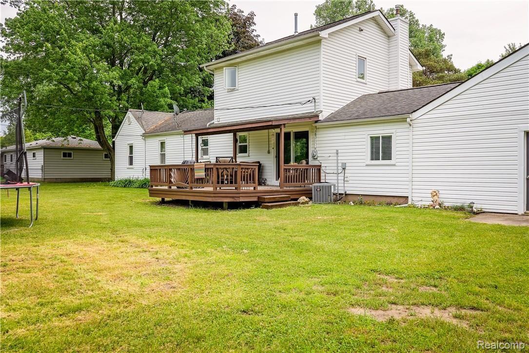 43790 Burtrig Road Belleville, MI 48111 - Photo 10 of 32 43790 Burtrig-24.jpg