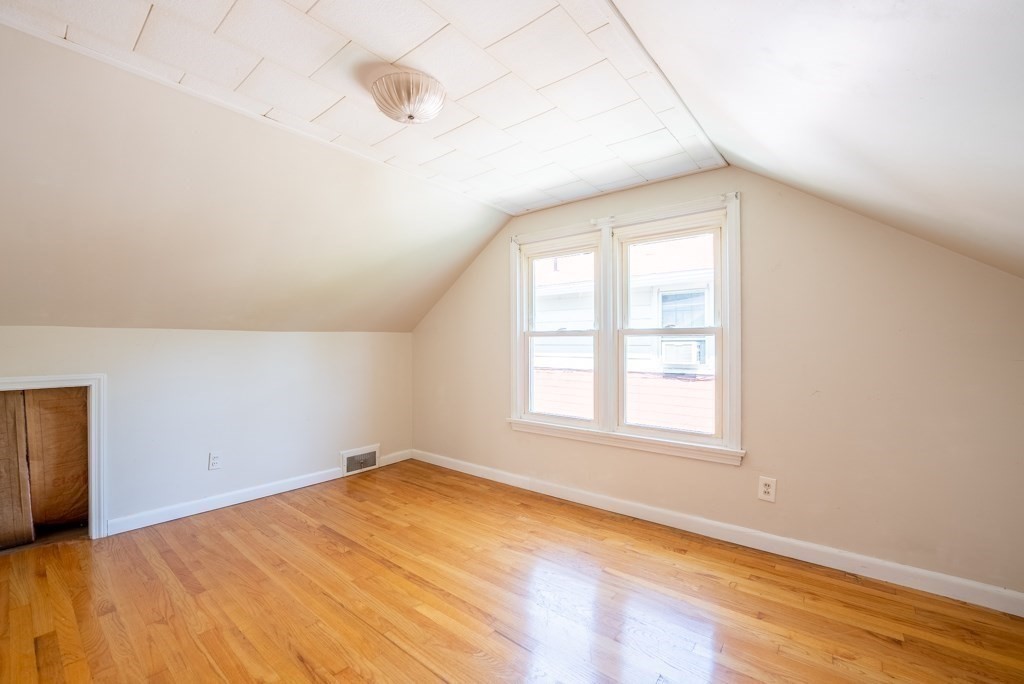 216 Dwight Road Springfield, MA 01108 - Photo 17 of 38