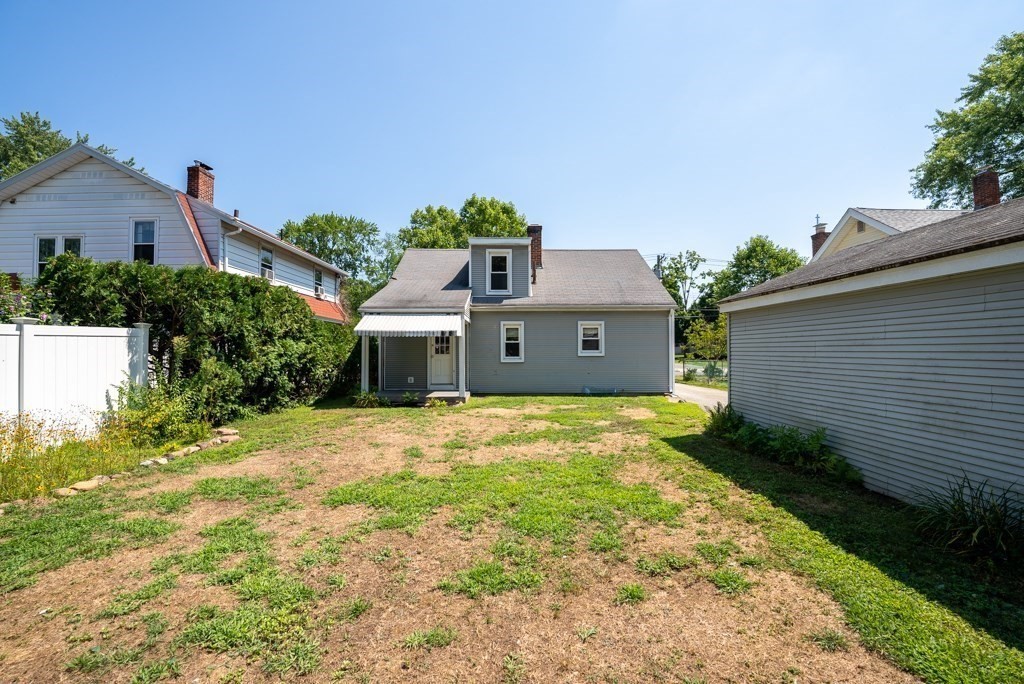 216 Dwight Road Springfield, MA 01108 - Photo 34 of 38