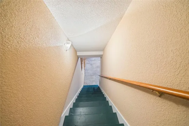 $950,000 | 80 Hardy Farms Point, Martin, GA 30557