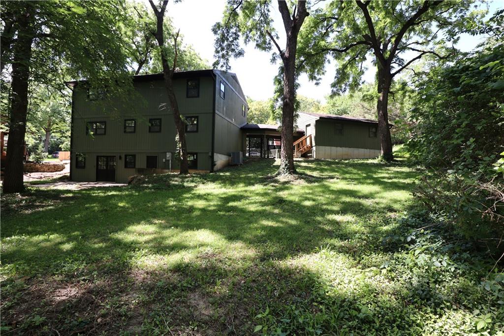 2729 Stratford Road Lawrence, KS 66049 - Photo 25 of 25