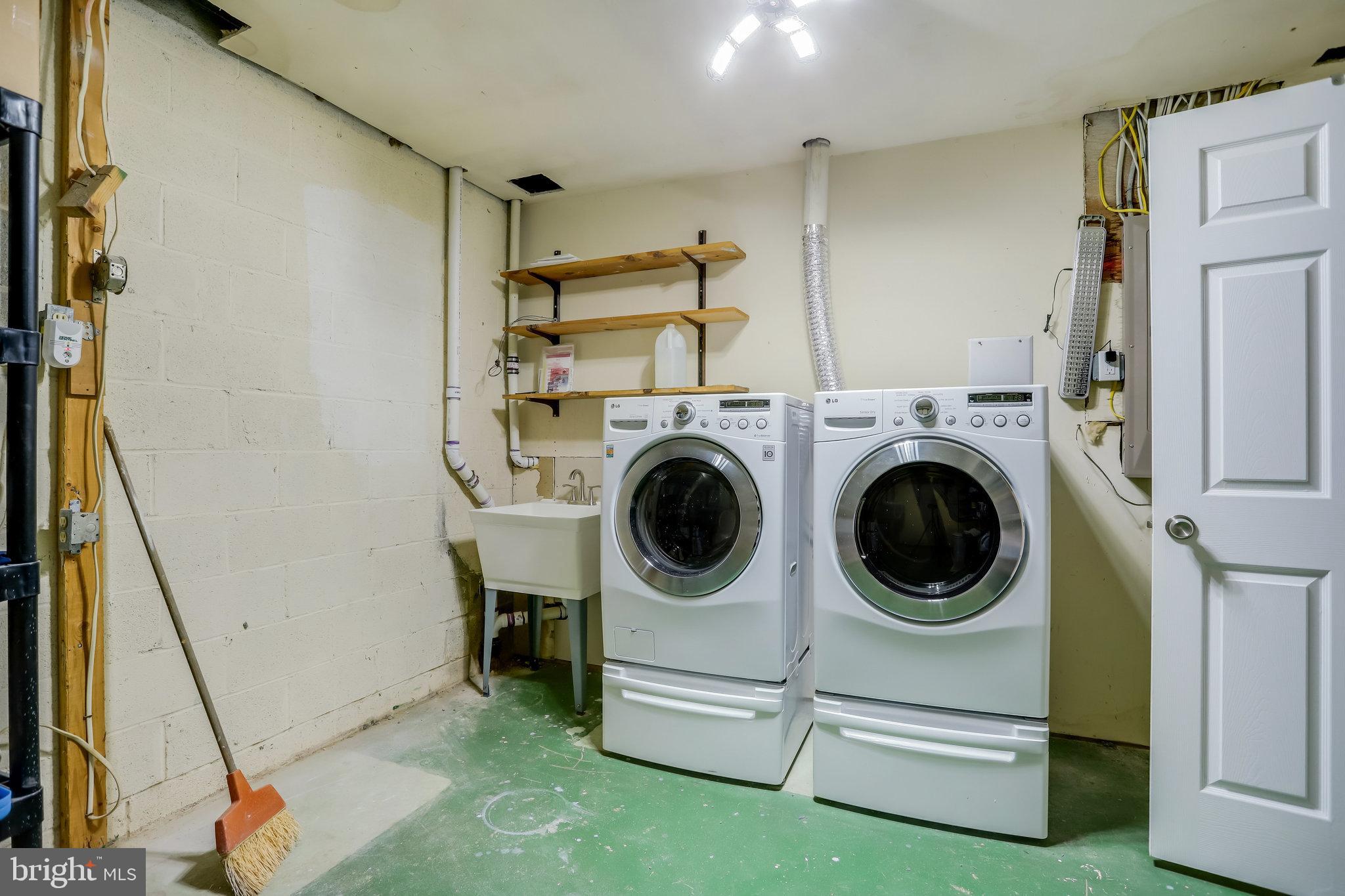 11724 Newbridge Court Reston, VA 20191 - Photo 49 of 61 Laundry/storage room
