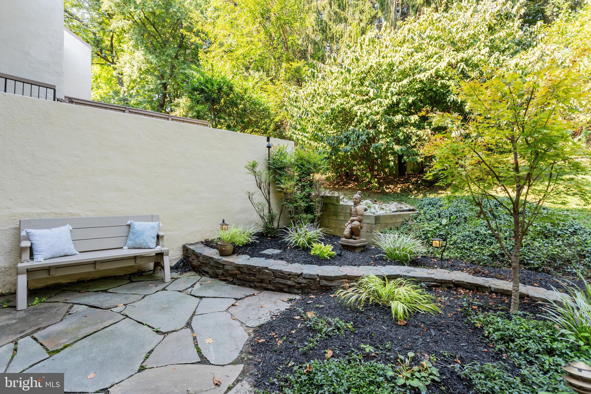 11724 Newbridge Court Reston, VA 20191 - Photo 50 of 61 Rear Patio