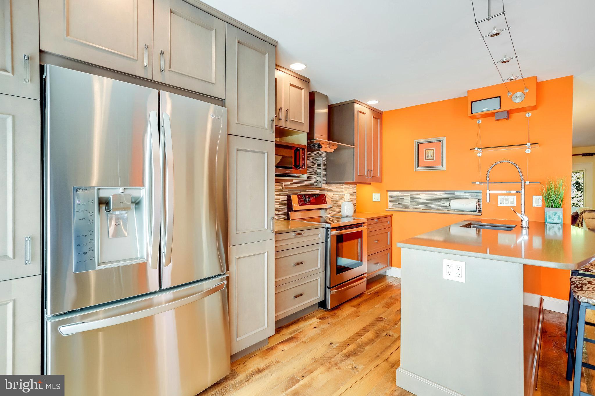 11724 Newbridge Court Reston, VA 20191 - Photo 8 of 61