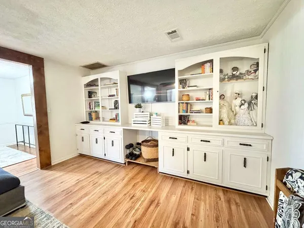 $260,000 | 107 Newton Drive, Lyons, GA 30436