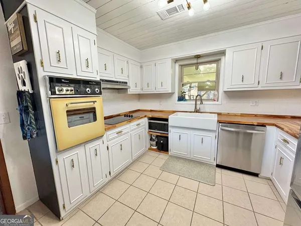 $260,000 | 107 Newton Drive, Lyons, GA 30436