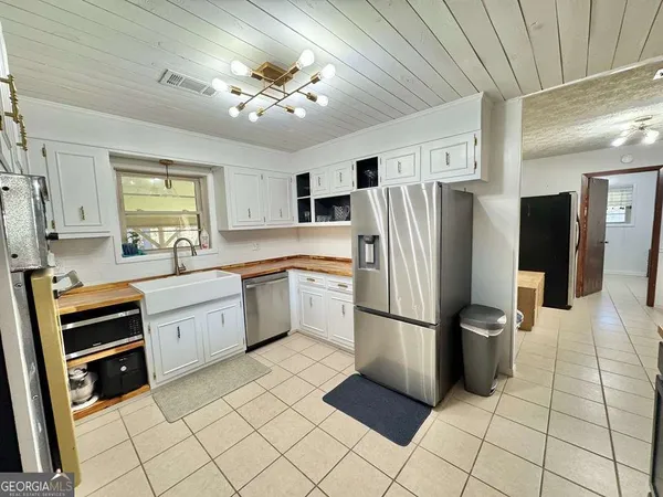 $260,000 | 107 Newton Drive, Lyons, GA 30436