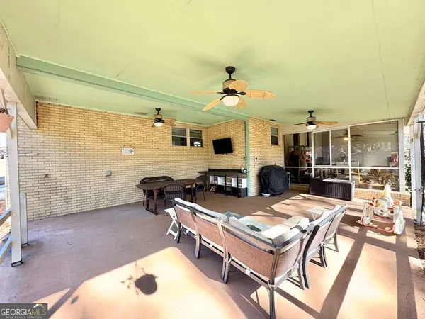 $260,000 | 107 Newton Drive, Lyons, GA 30436