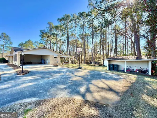 $260,000 | 107 Newton Drive, Lyons, GA 30436