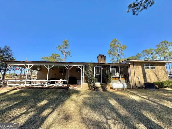 $260,000 | 107 Newton Drive, Lyons, GA 30436