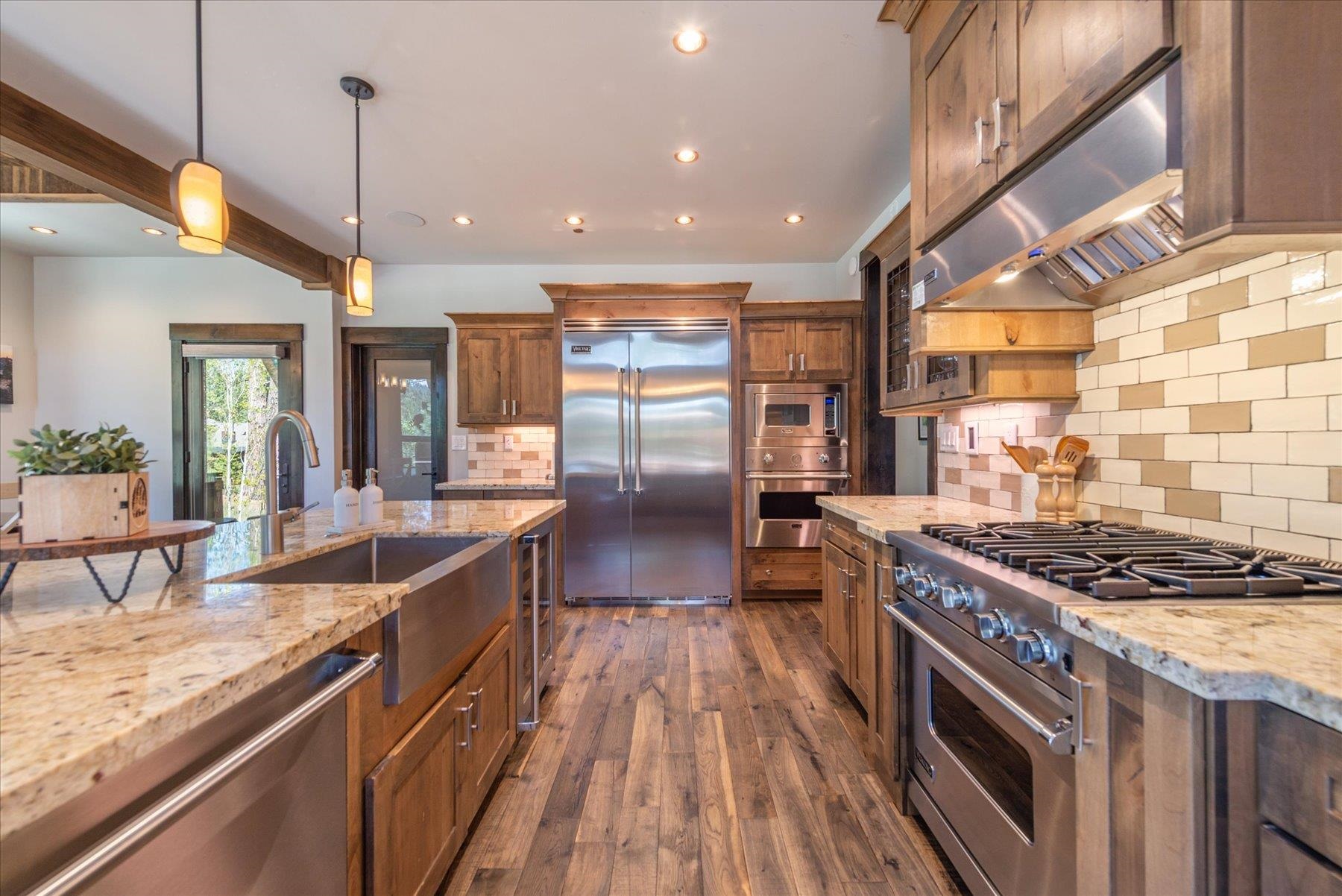 11090 Henness Road Truckee, CA 96161 - Photo 10 of 26
