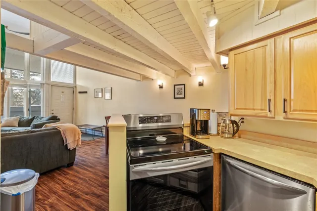 $520,000 | 1920 Ski Time Square Drive, Unit 210, Steamboat Springs, CO 80487