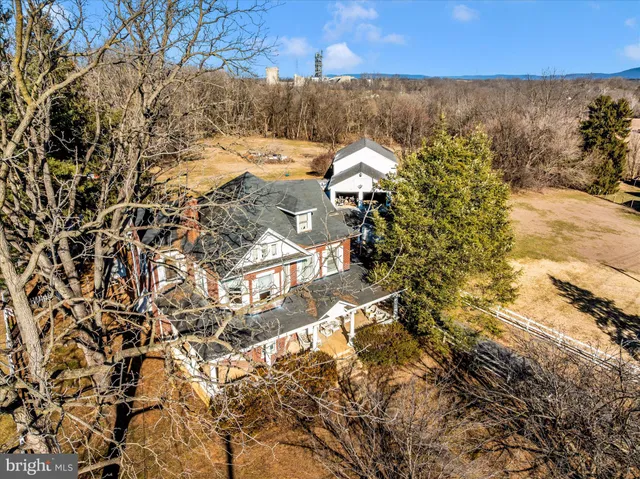 $380,000 | 1270 Jefferson Boulevard, Hagerstown, MD 21742