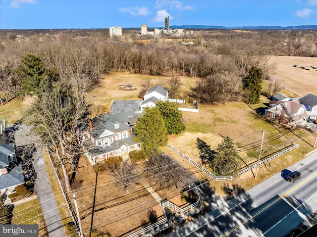 $380,000 | 1270 Jefferson Boulevard, Hagerstown, MD 21742