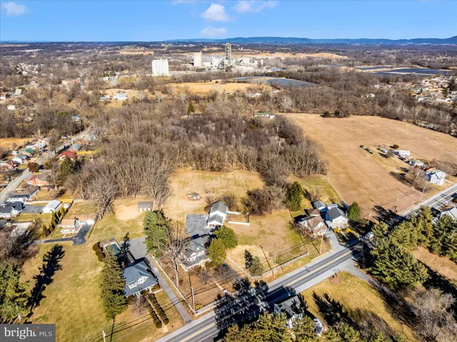 $380,000 | 1270 Jefferson Boulevard, Hagerstown, MD 21742