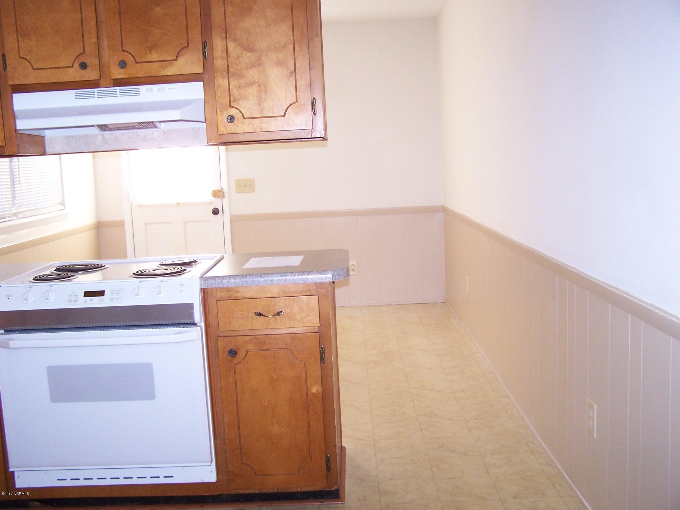 309 Spartan Road Wilmington, NC 28405 - Photo 13 of 13 101_6237