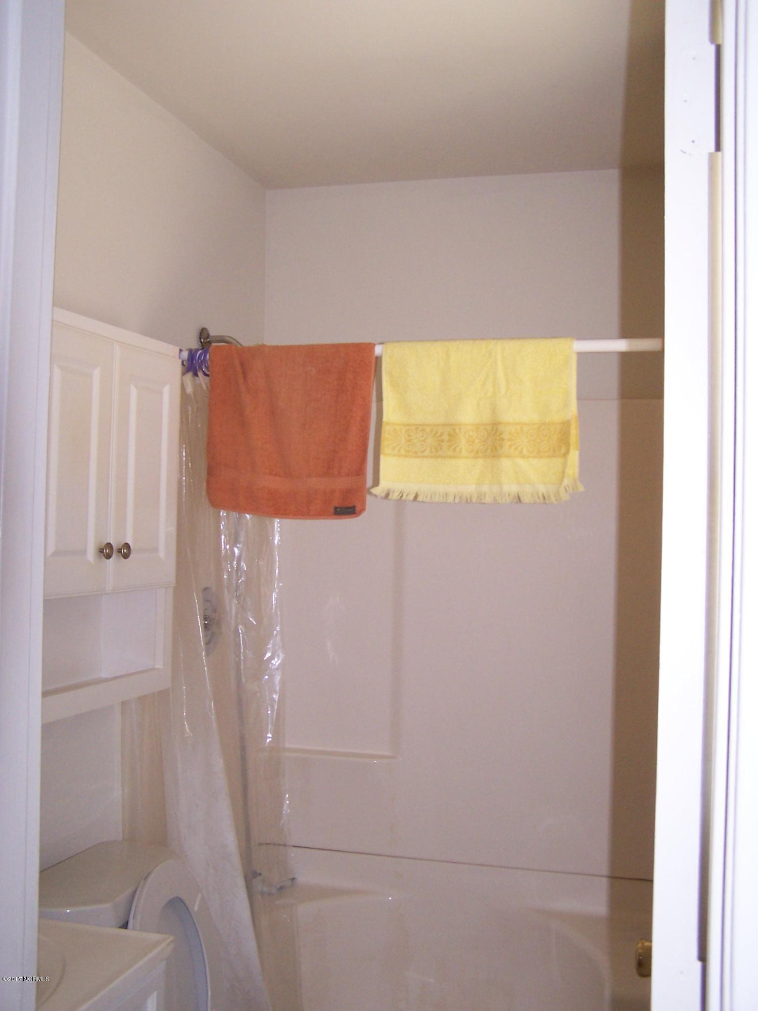 309 Spartan Road Wilmington, NC 28405 - Photo 7 of 13 101_6173