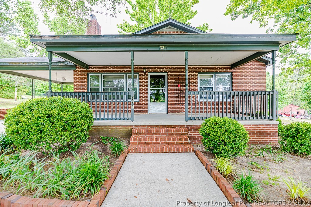 321 Lawrence Road Broadway, NC 27505 - Photo 3 of 20 Gallery Image 3